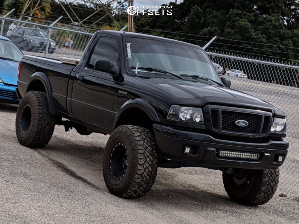 2005 Ford Ranger with 15x10 -44 Fuel Revolver and 33/12.5R15 Goodyear  Wrangler Duratrac and Suspension Lift 5" | Custom Offsets