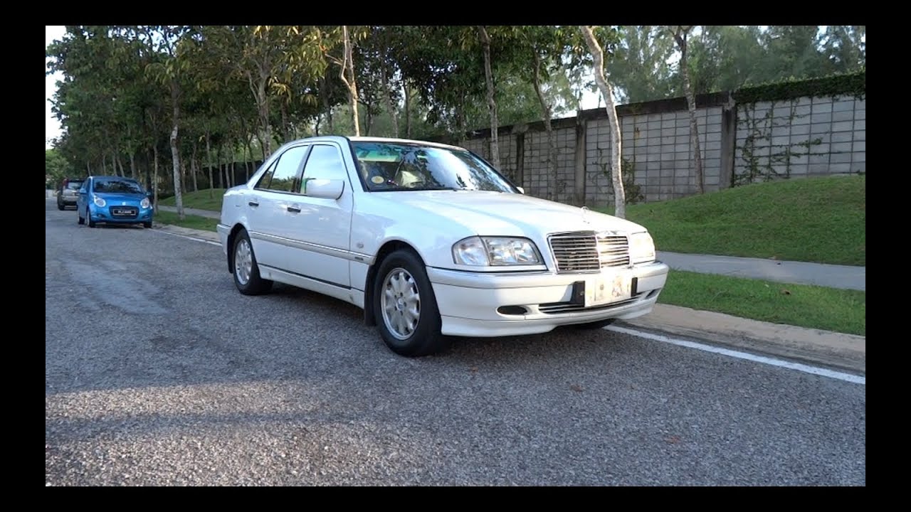 2000 Mercedes-Benz C 200 Elegance Start-Up and Full Vehicle Tour - YouTube