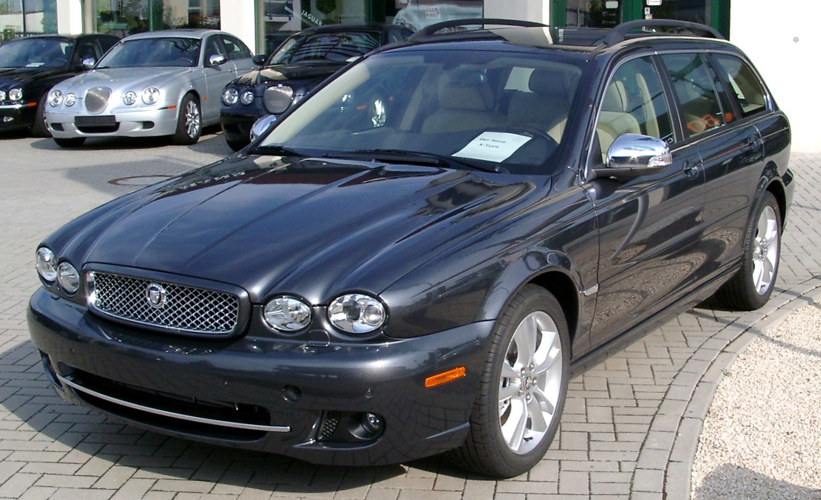 File:Jaguar X-Type Estate front 20080731.jpg - Wikipedia
