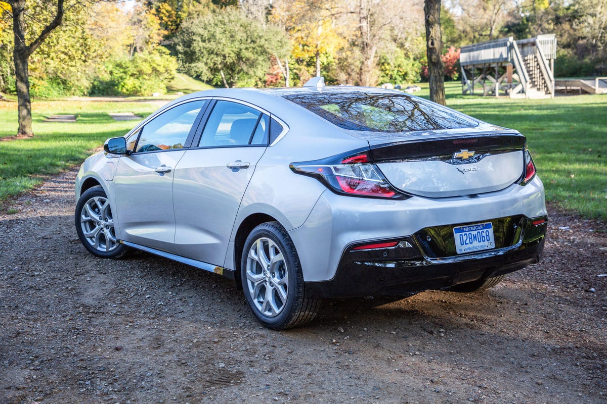 2019 Chevrolet Volt review: Making a stronger case for itself - CNET