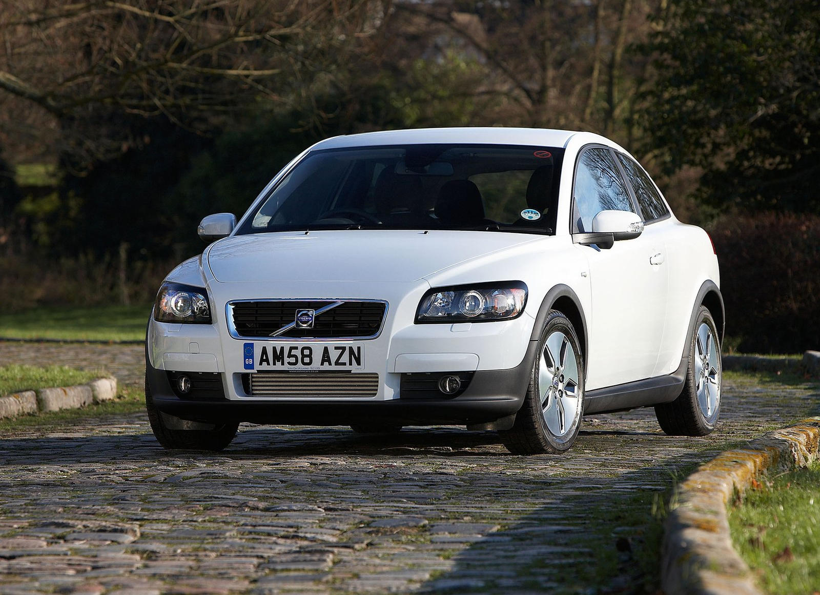 2009 Volvo C30: Review, Trims, Specs, Price, New Interior Features,  Exterior Design, and Specifications | CarBuzz