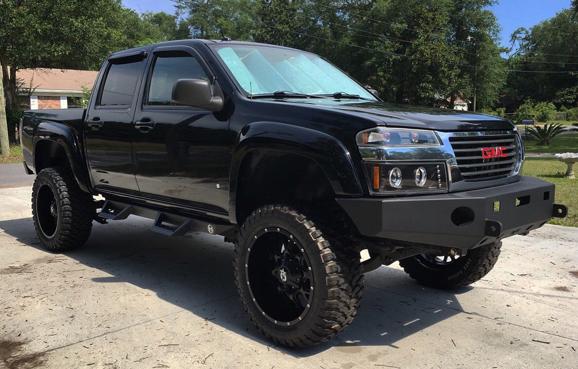 Lifted 2008 GMC Canyon / Chevy Colorado on 33 inch tires and 20 inch rims  ..... 33x12.50R20 and tactical armor group steel bumpers with… | Autos y  motos, Autos, 4x4