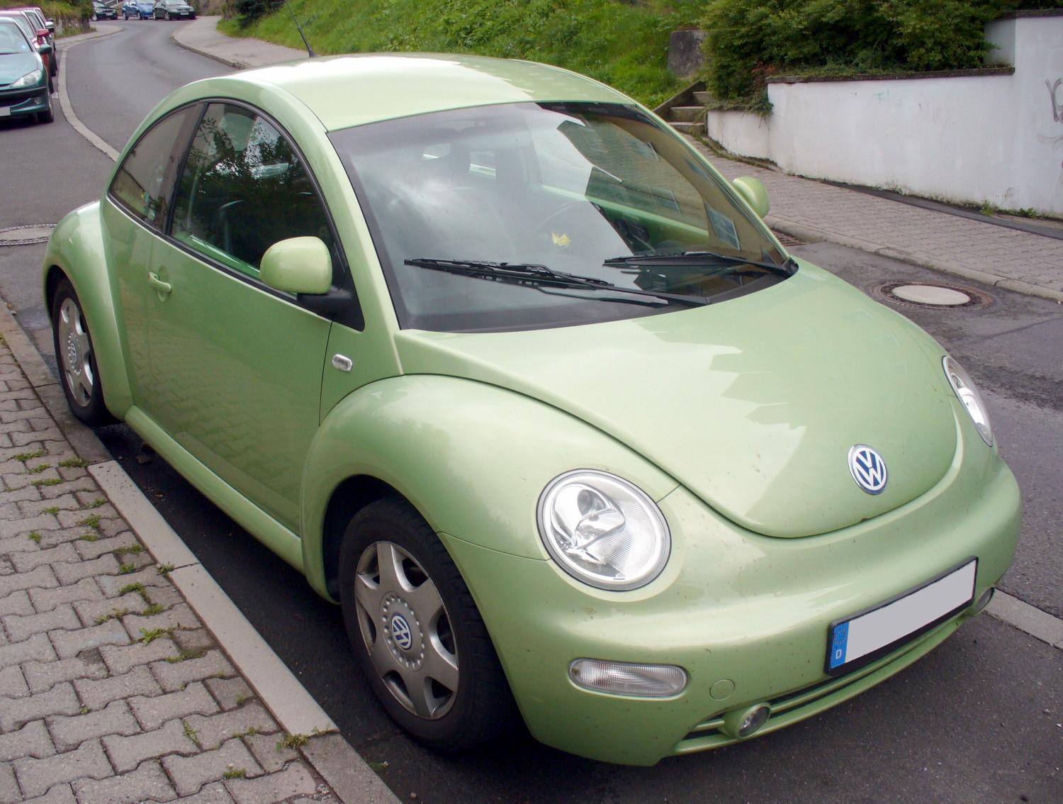 File:VW New Beetle Geckogreen.JPG - Wikimedia Commons