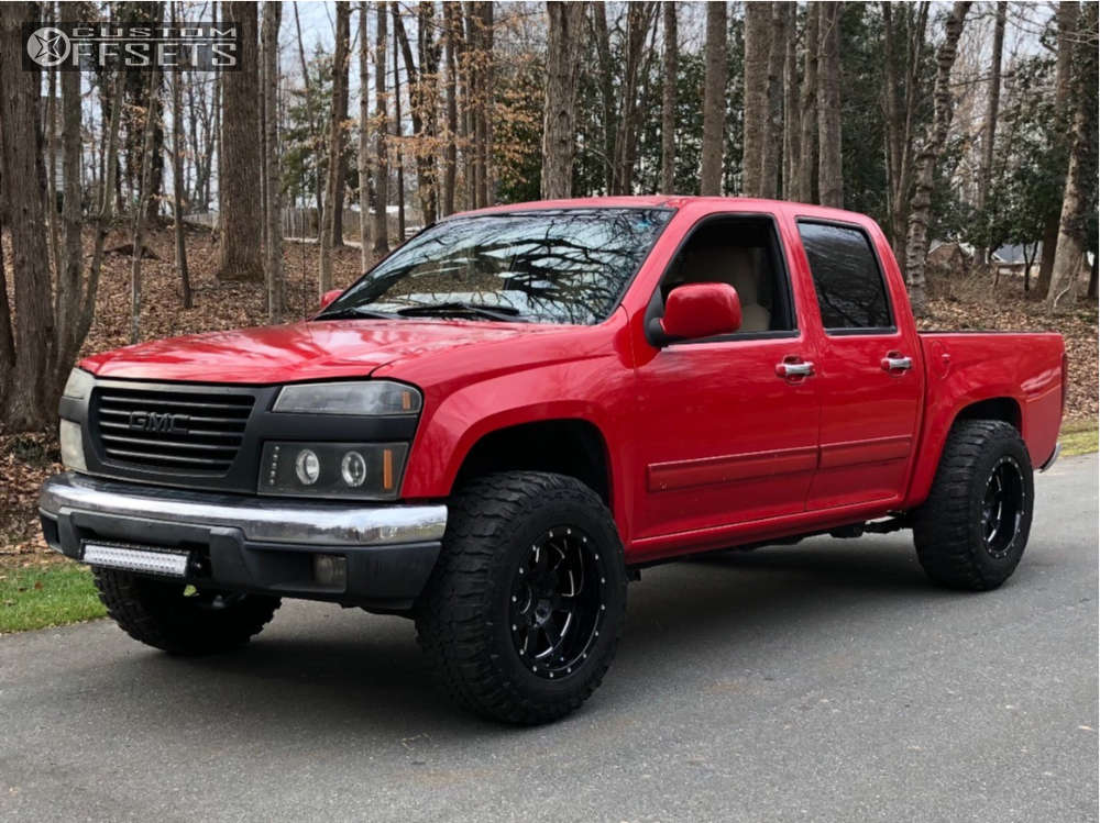 2012 GMC Canyon with 17x10 -24 Moto Metal Mo962 and 265/70R17 Federal  Couragia Mt and Suspension Lift 2.5" | Custom Offsets