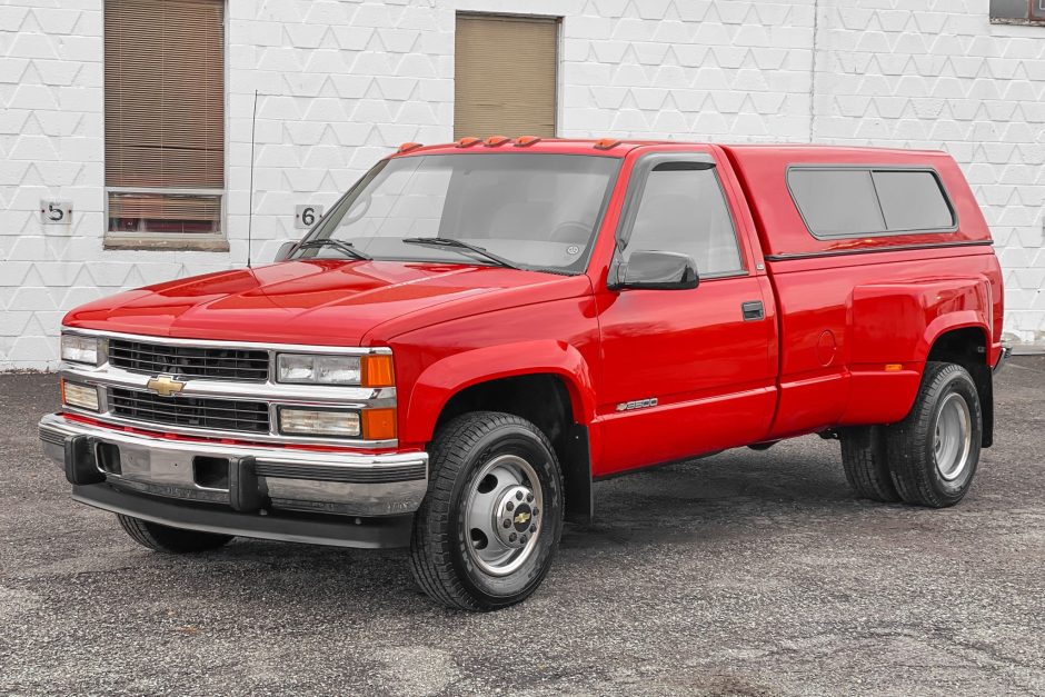 2000 Chevrolet Silverado C3500 Dually 5-Speed for sale on BaT Auctions -  closed on December 29, 2021 (Lot #62,459) | Bring a Trailer