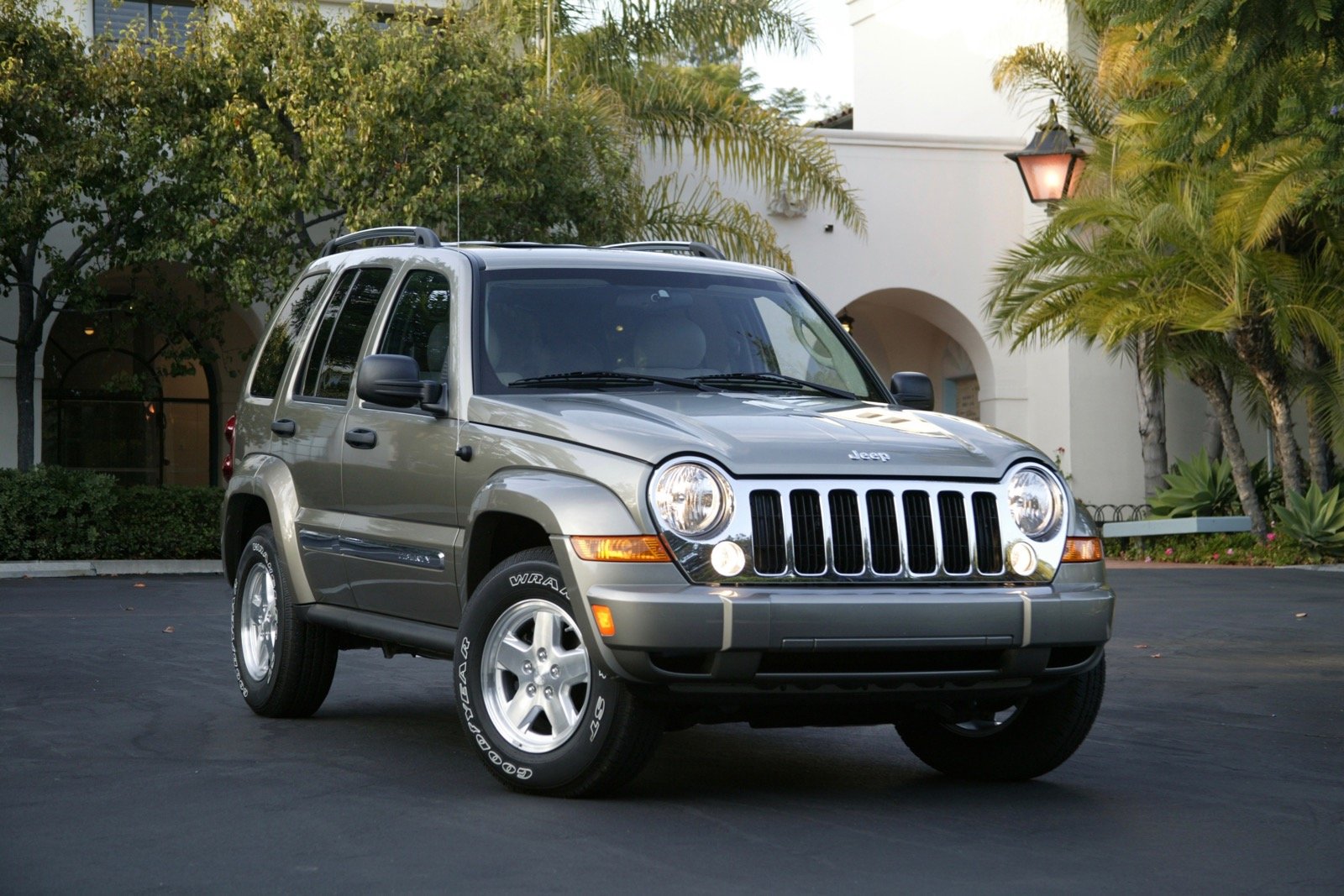 2005 Jeep Liberty: Prices, Reviews & Pictures - CarGurus