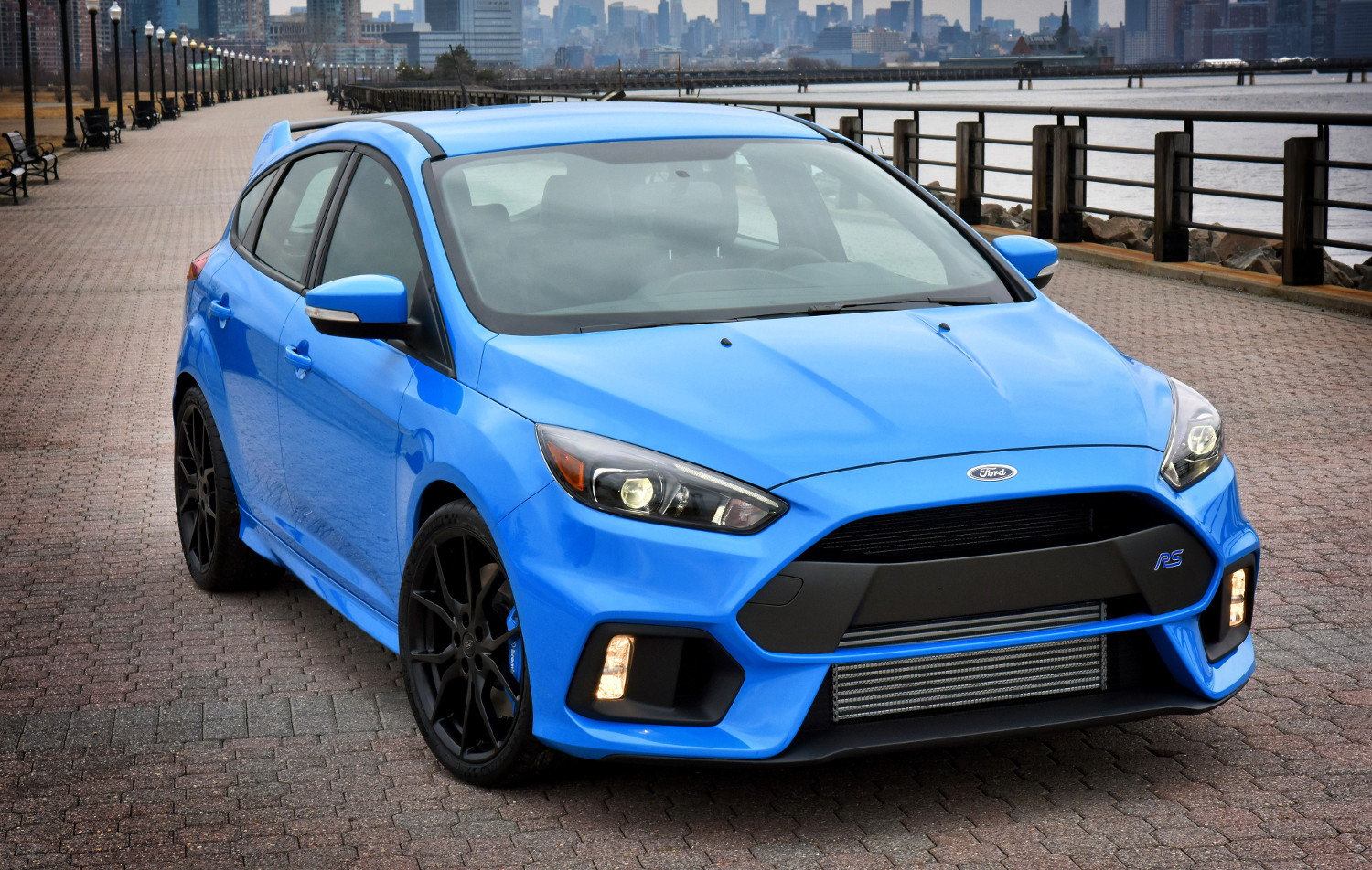 Jeremy Clarkson On The 2016 Ford Focus RS | Ford Authority