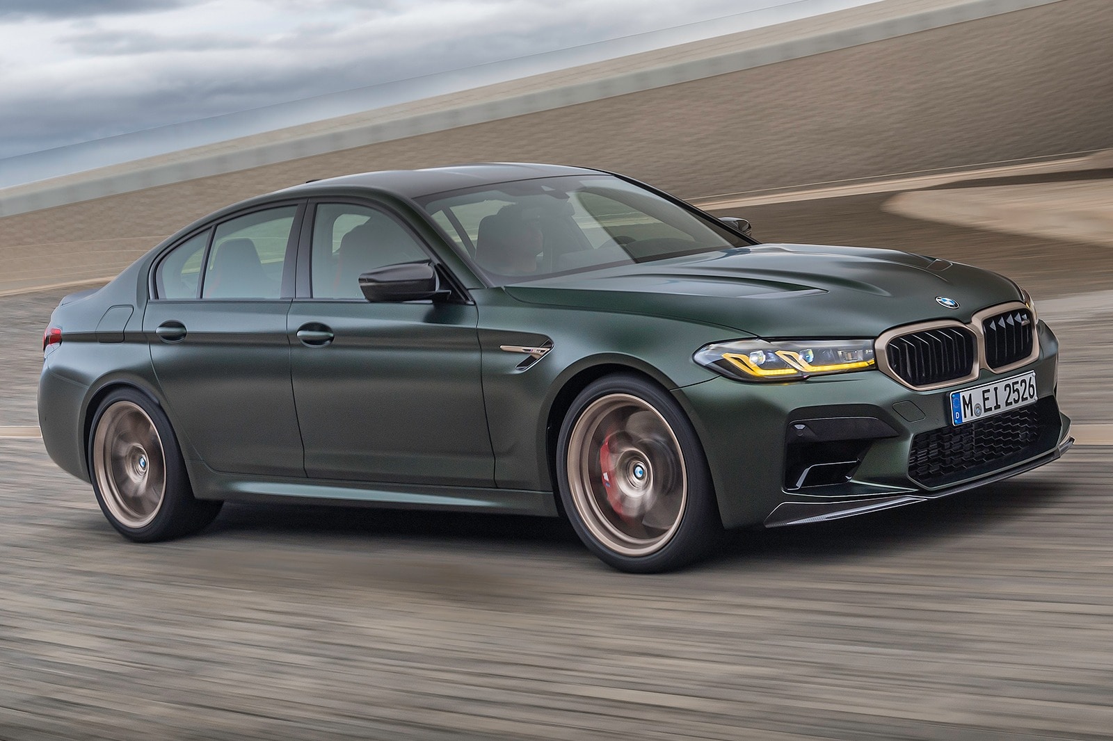 Tested: The 2022 BMW M5 CS Punches Physics in the Mouth | Edmunds