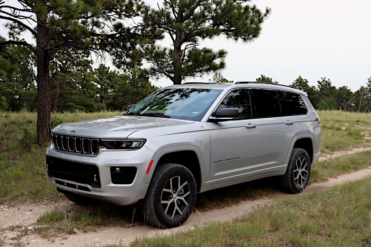 Review: 2021 Jeep Grand Cherokee L makes a rough but ready landing