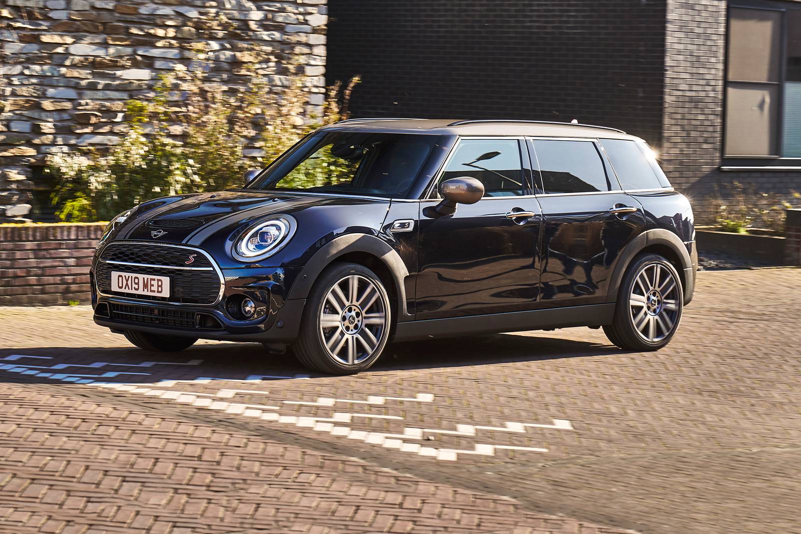 2022 MINI Clubman Prices, Reviews, and Pictures | Edmunds