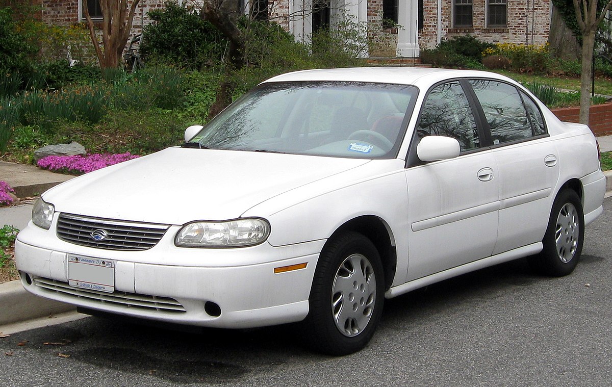 File:1997-1999 Chevrolet Malibu -- 03-21-2012.JPG - Wikimedia Commons