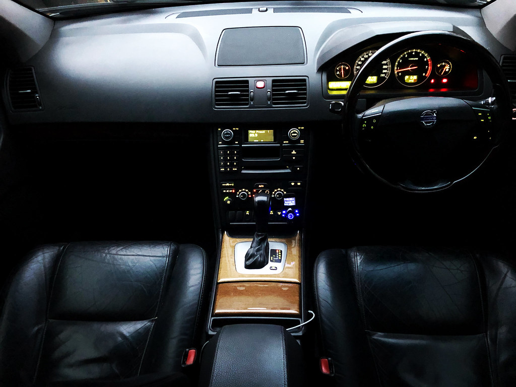 Volvo XC90 Interior | My 2008 Volvo XC90 3.2 interior. | Keith Midson |  Flickr