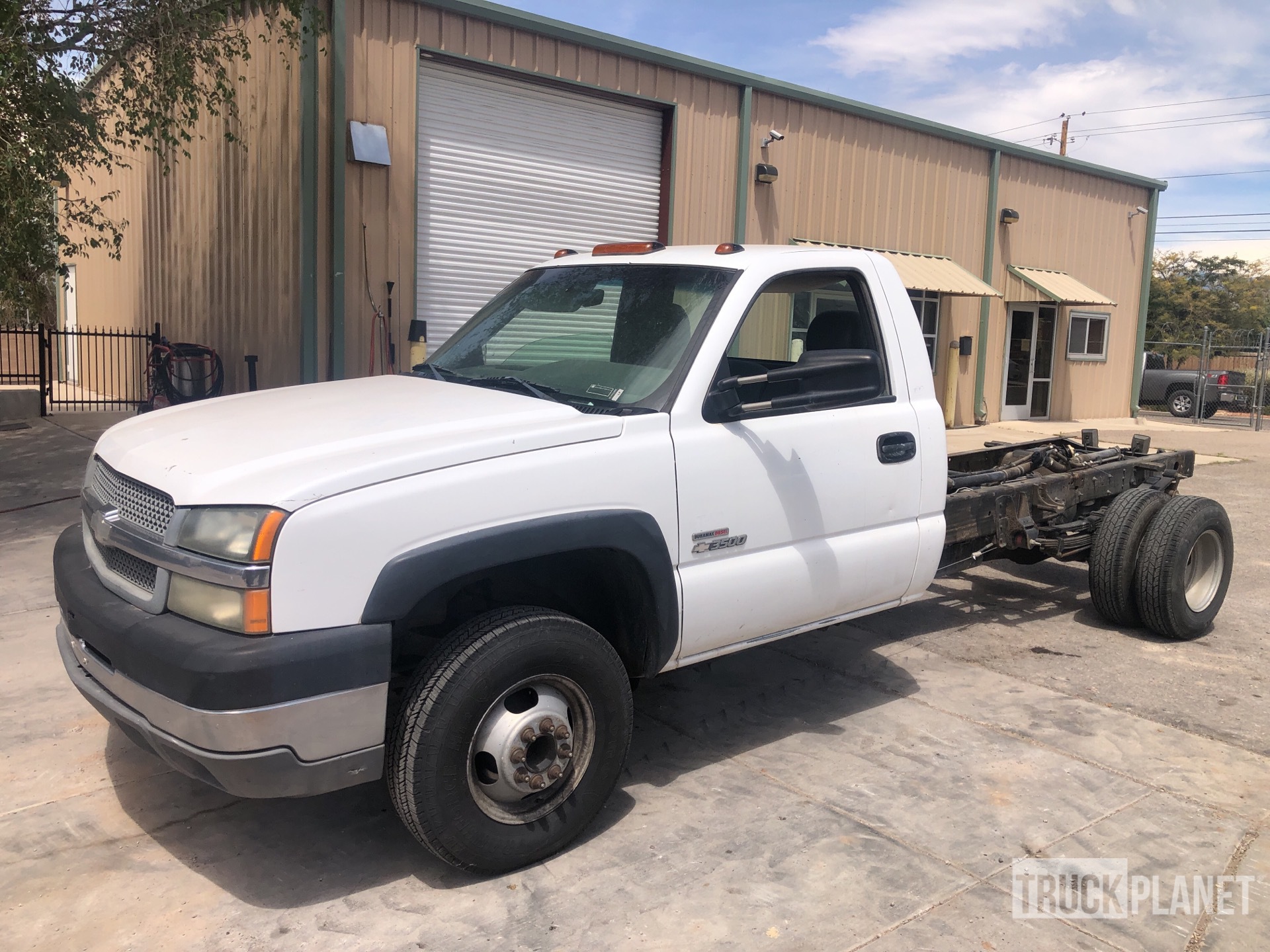 2003 Chevrolet Silverado 3500 4x2 Cab and Chassis in Albuquerque, New  Mexico, United States (TruckPlanet Item #7383627)