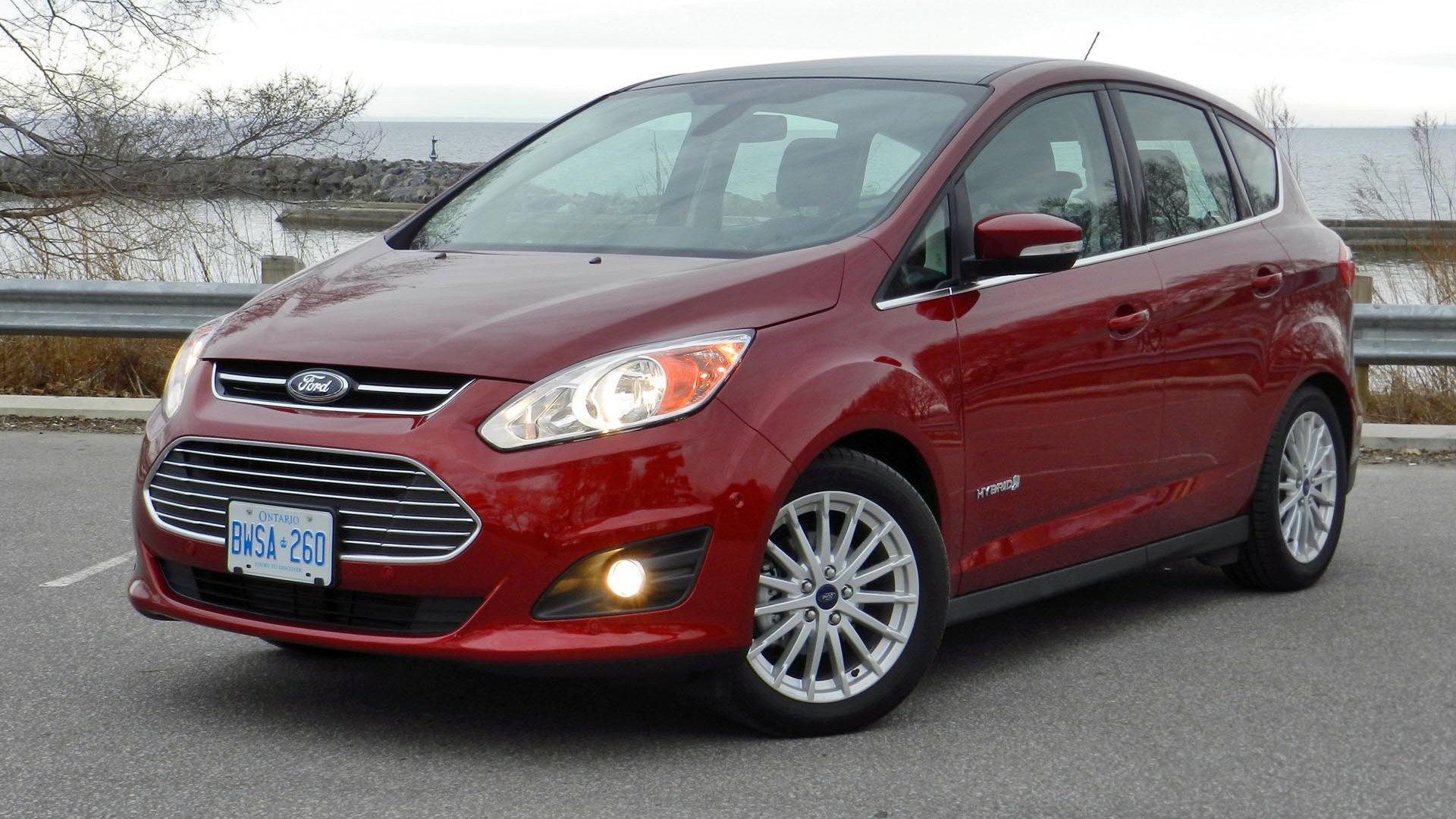 2015 Ford C-Max Hybrid Test Drive Review | AutoTrader.ca