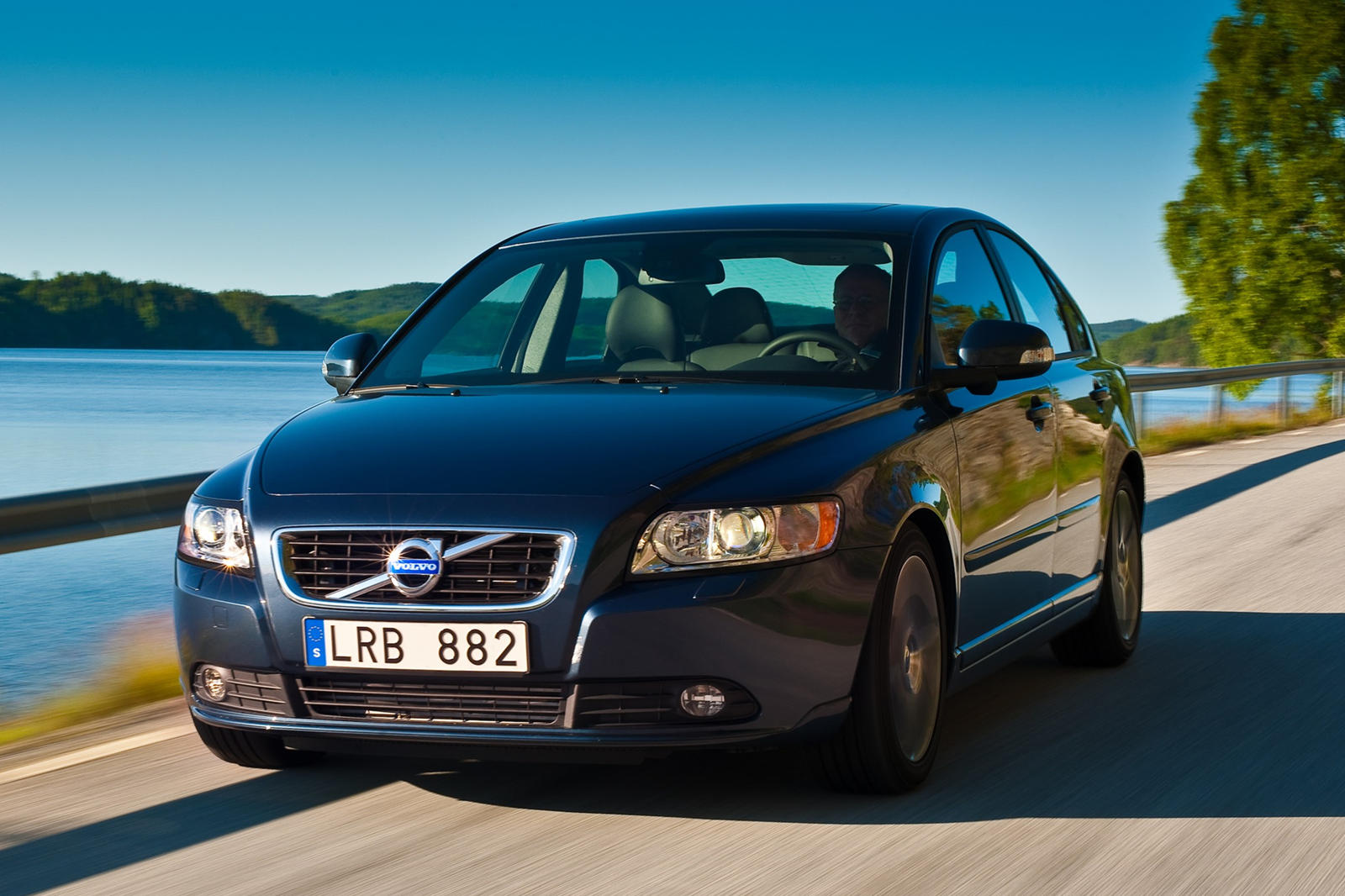 2008 Volvo S40: Review, Trims, Specs, Price, New Interior Features,  Exterior Design, and Specifications | CarBuzz
