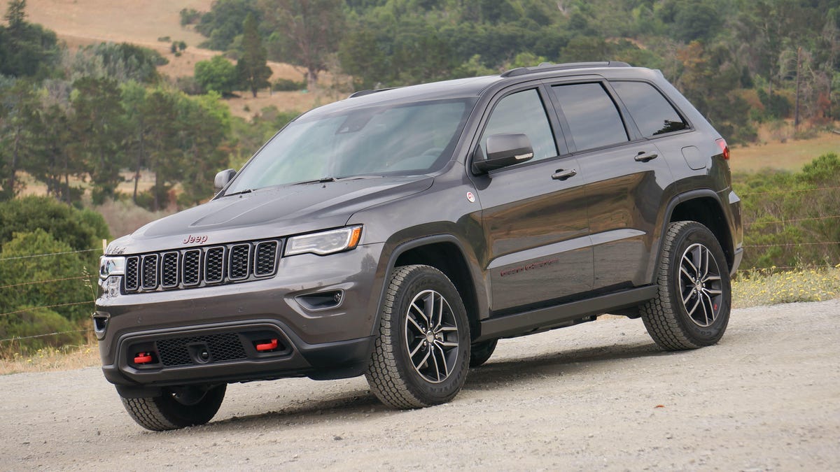 2017 Jeep Grand Cherokee Trailhawk review: The largest Trailhawk is as  confident on the street as it is on the trail - CNET
