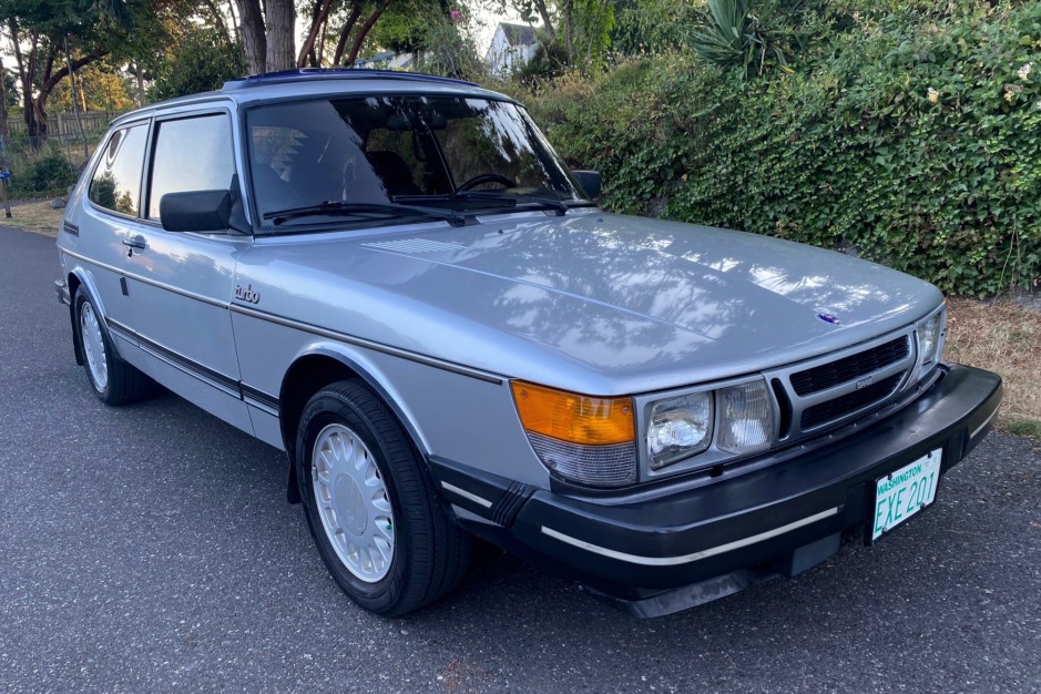 No Reserve: Original-Owner 1985 Saab 900 Turbo 5-Speed for sale on BaT  Auctions - sold for $13,900 on September 22, 2022 (Lot #85,127) | Bring a  Trailer