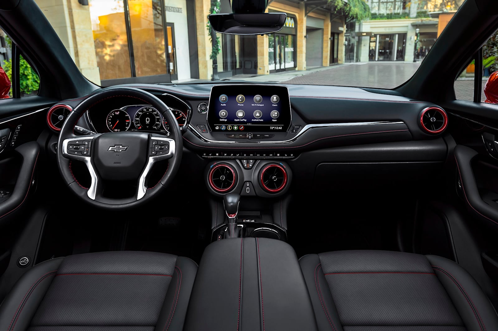 2022 Chevrolet Blazer Interior Dimensions: Seating, Cargo Space & Trunk  Size - Photos | CarBuzz