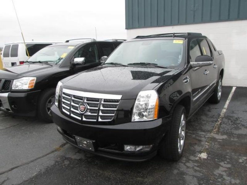 Cadillac Escalade EXT, 2011, used for sale