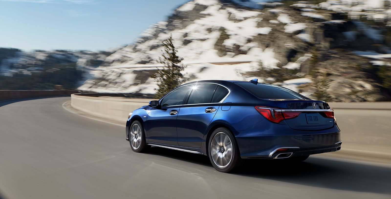 Luxury Features in the 2020 Acura RLX - McGrath Acura of Downtown Chicago