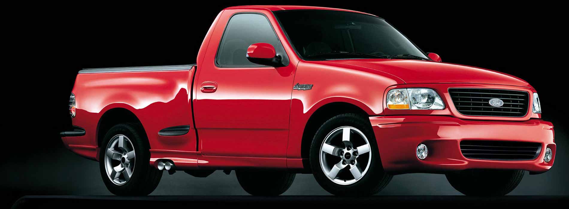 Ford F-150 SVT Lightning 2003 | Specs and information | DNA Collectibles