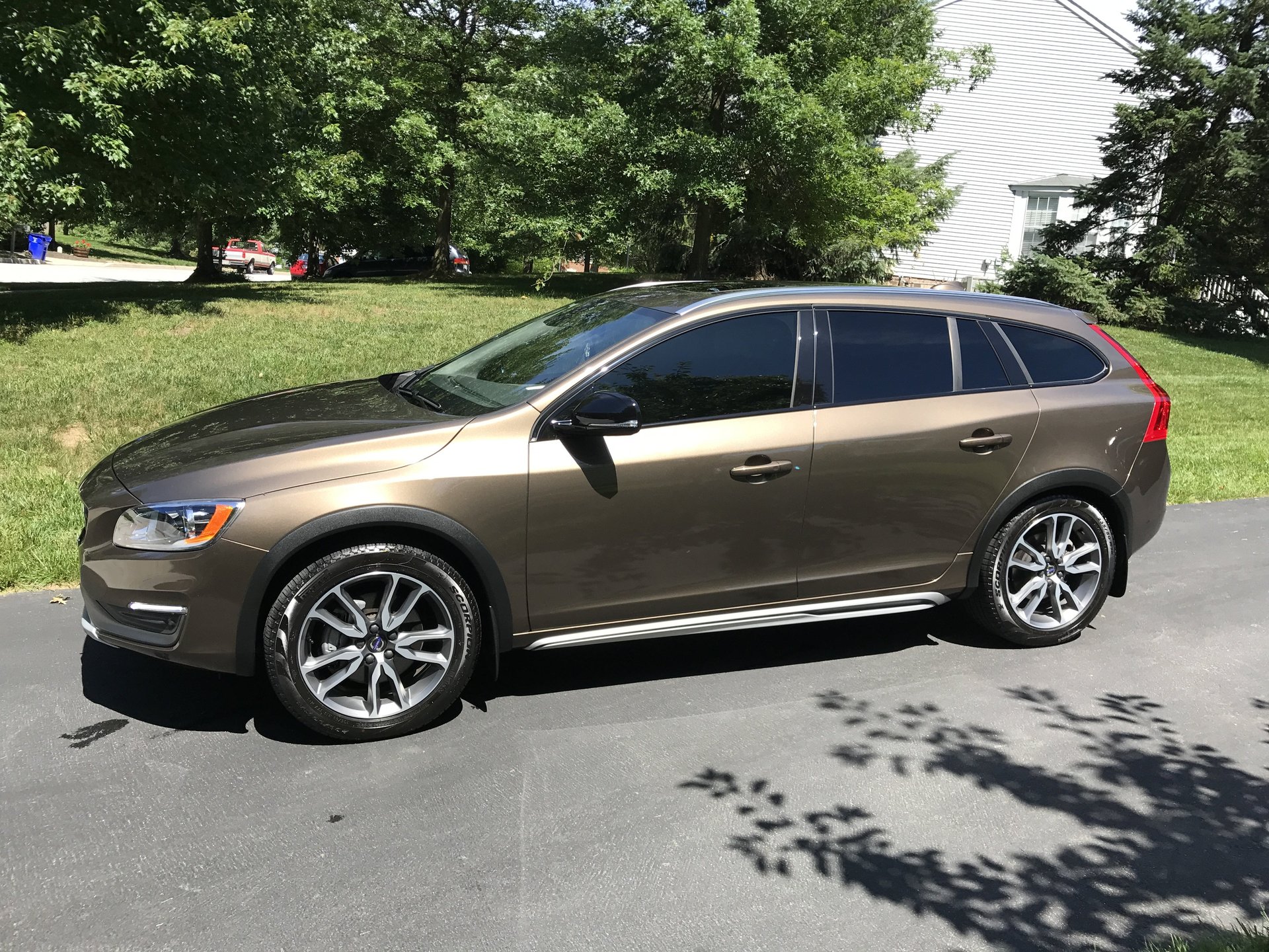 SOLD: '16 V60 Cross Country T5 AWD / Twilight Bronze Mettalic | SwedeSpeed  - Volvo Performance Forum