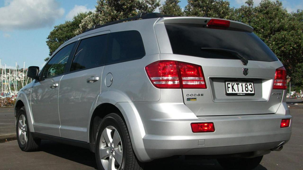 Dodge Journey 2010 Car Review | AA New Zealand