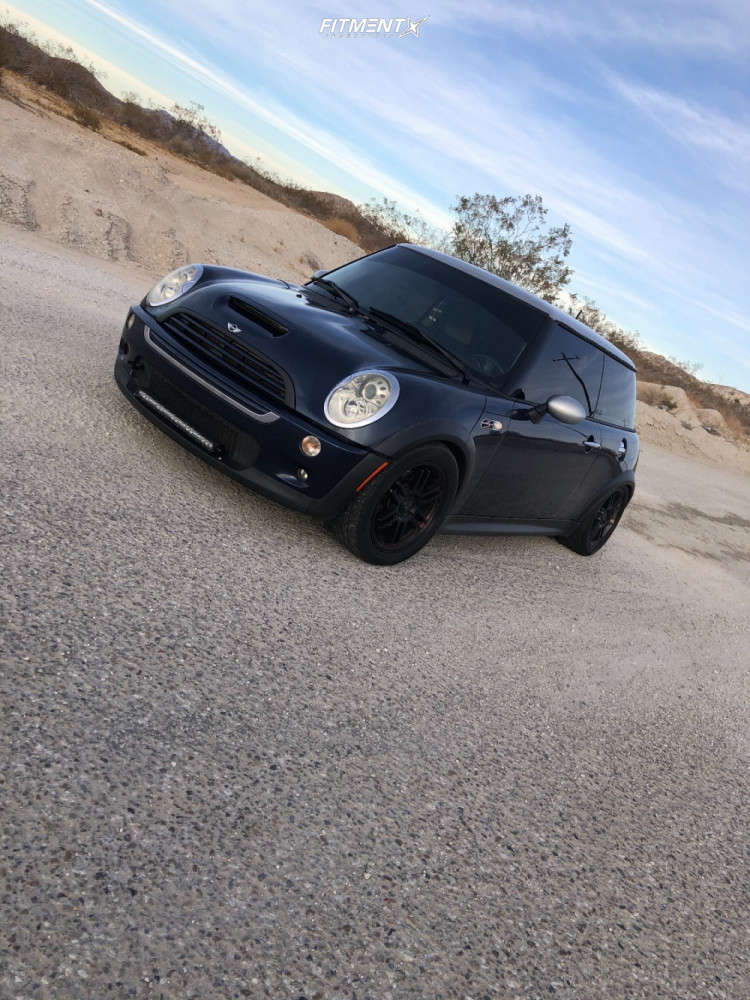 2006 Mini Cooper S with 16x7 Drifz Fx and Falken 205x50 on Coilovers |  1457672 | Fitment Industries
