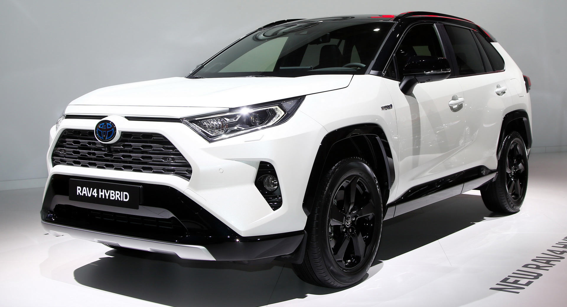 Europe's 2019 Toyota RAV4 Hybrid Debuts In Paris With 219 Horses | Carscoops