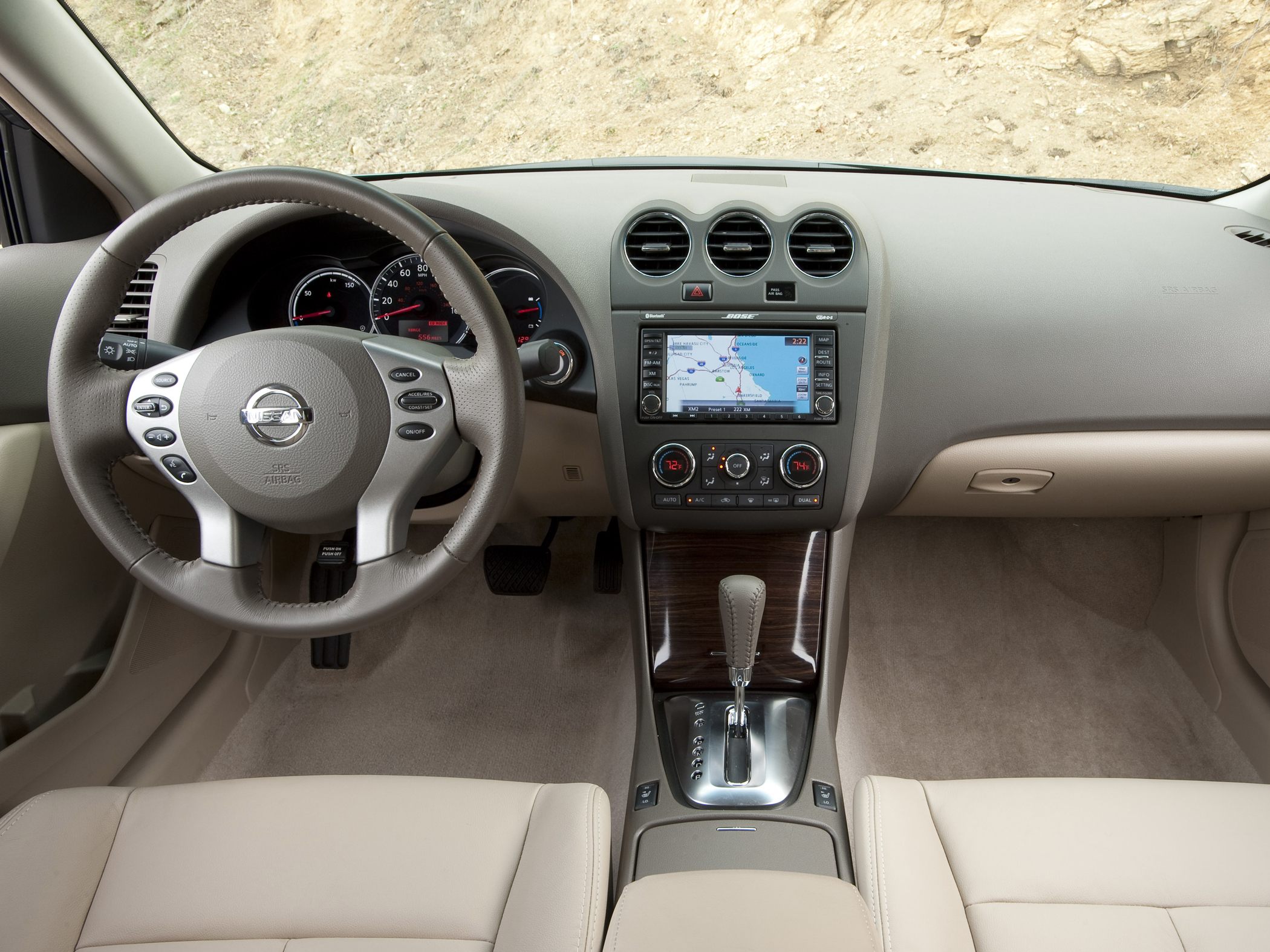 Nissan Altima Hybrid - Information and photos - MOMENTcar