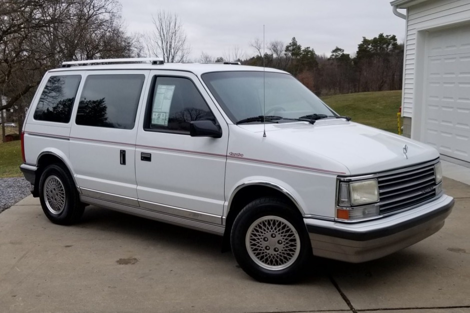 No Reserve: 1990 Plymouth Voyager LX Turbo for sale on BaT Auctions - sold  for $6,900 on March 19, 2021 (Lot #44,815) | Bring a Trailer