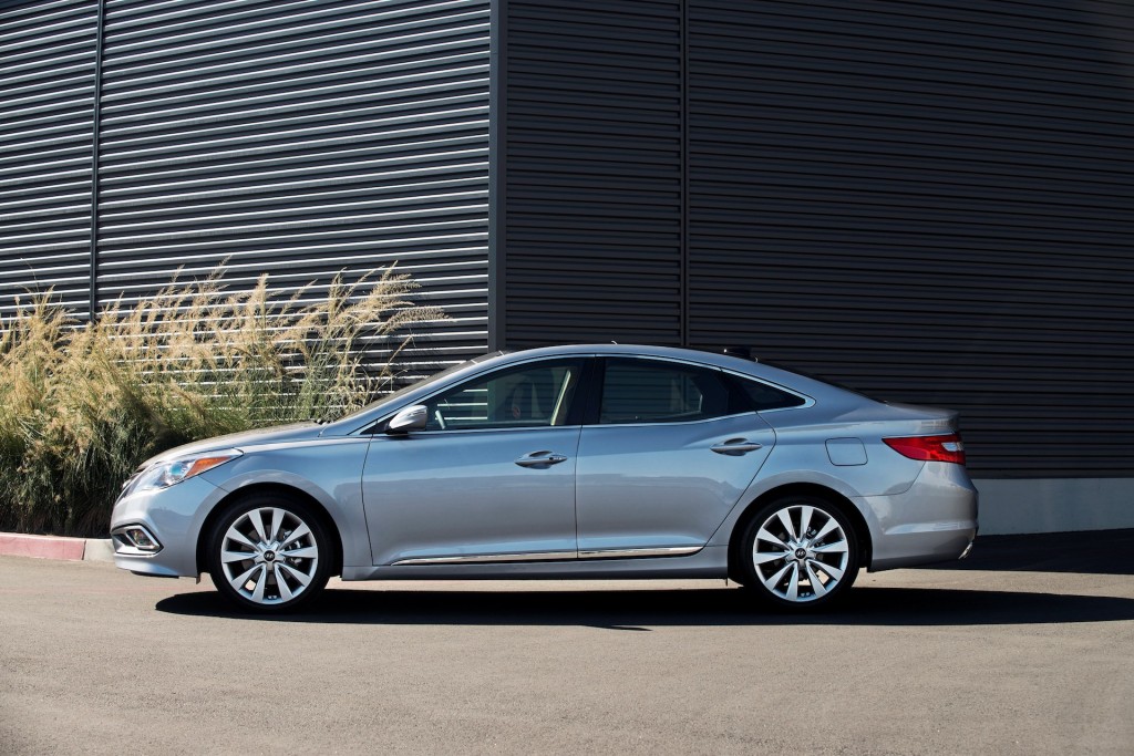 New and Used Hyundai Azera: Prices, Photos, Reviews, Specs - The Car  Connection