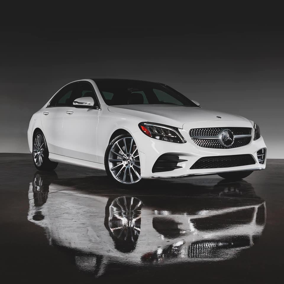 Mercedes-Benz New & Pre-Owned Dealer Near Me | Mercedes-Benz of Chicago