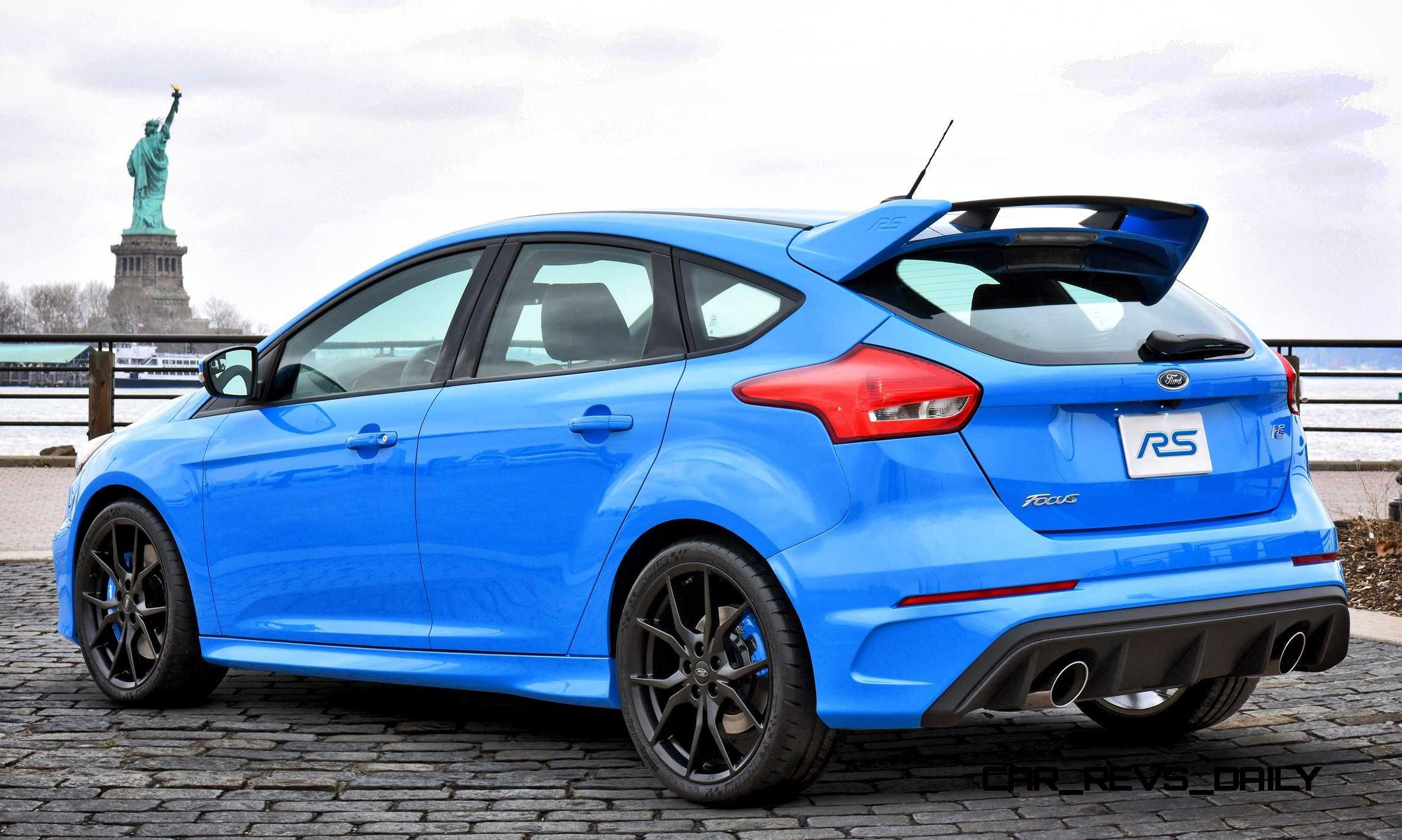 2016 Ford Focus RS Escapes Auto Show Cage to See NYC Sights | Ford focus rs,  Ford focus, Focus rs
