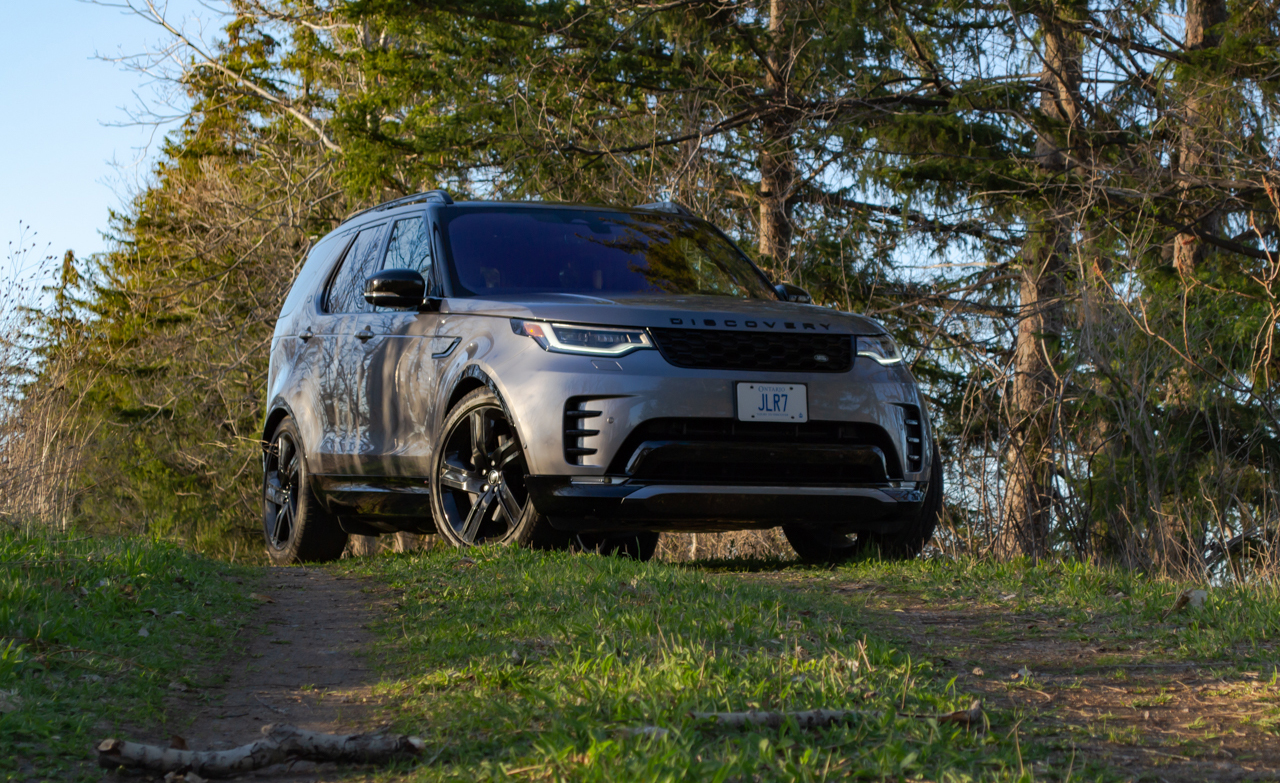 2022 Land Rover Discovery Review: Unsung Hero - AutoGuide.com