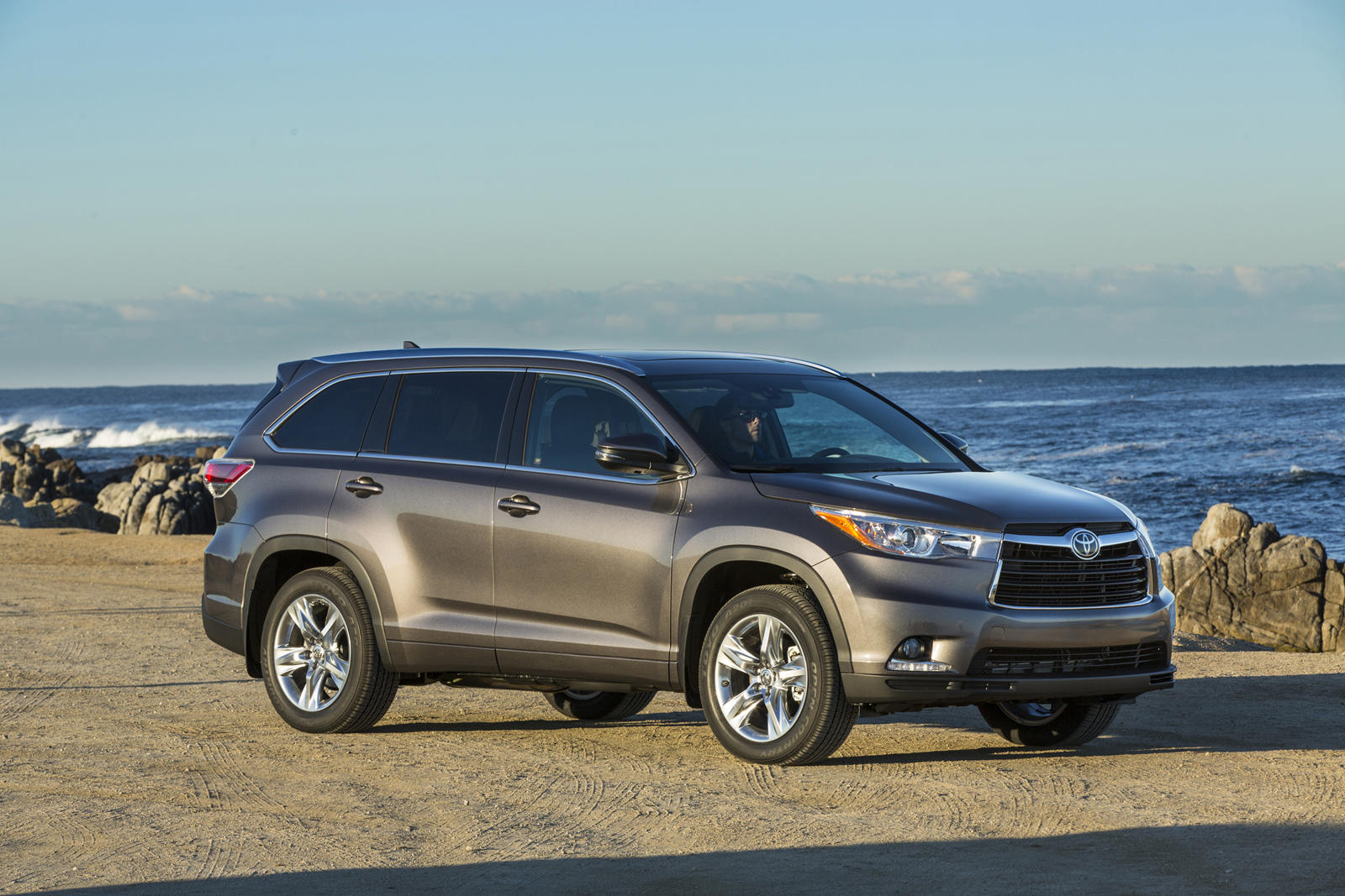 2015 Toyota Highlander: Review, Trims, Specs, Price, New Interior Features,  Exterior Design, and Specifications | CarBuzz