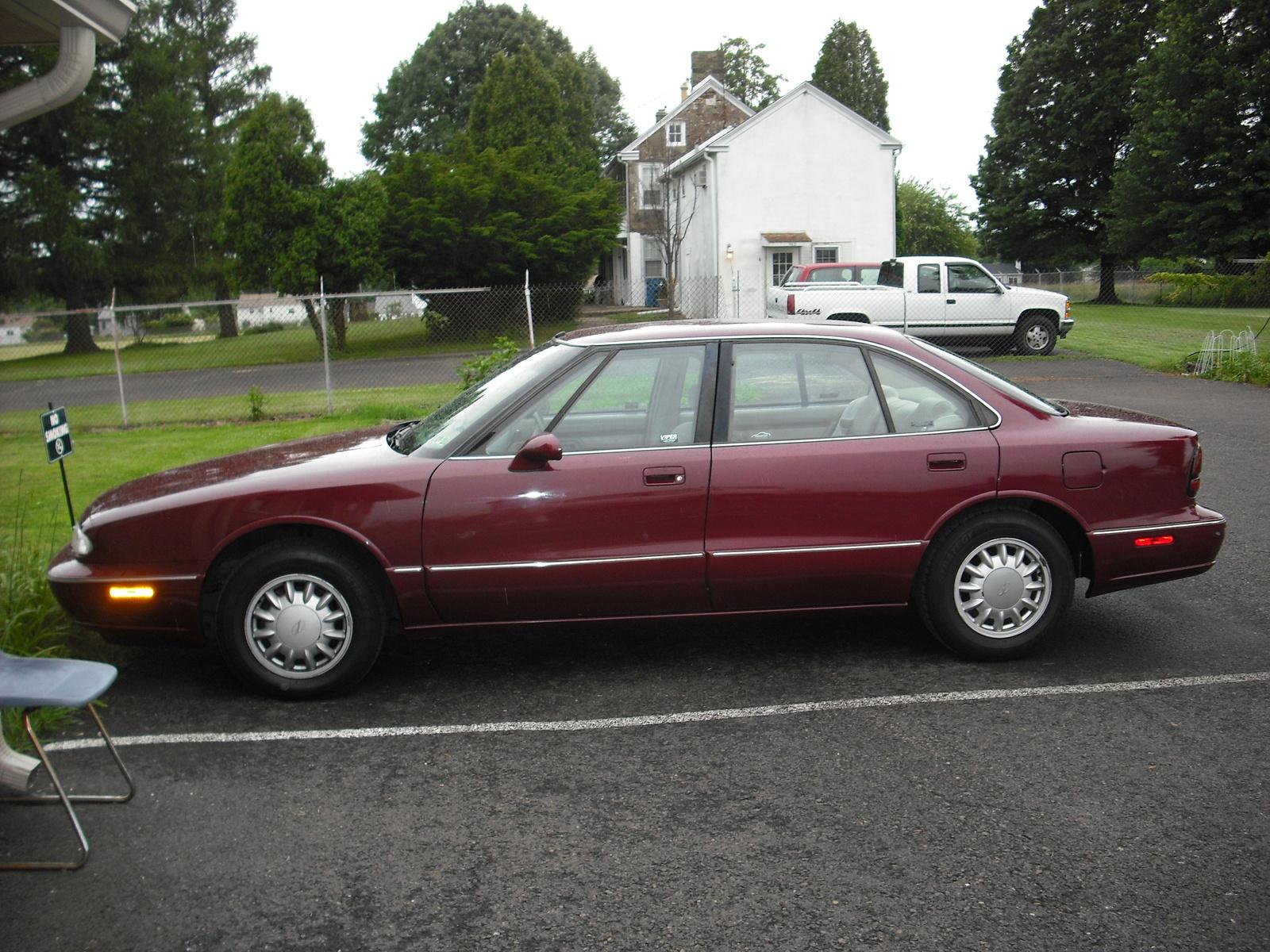 1997 Oldsmobile Eighty-Eight - Information and photos - Neo Drive
