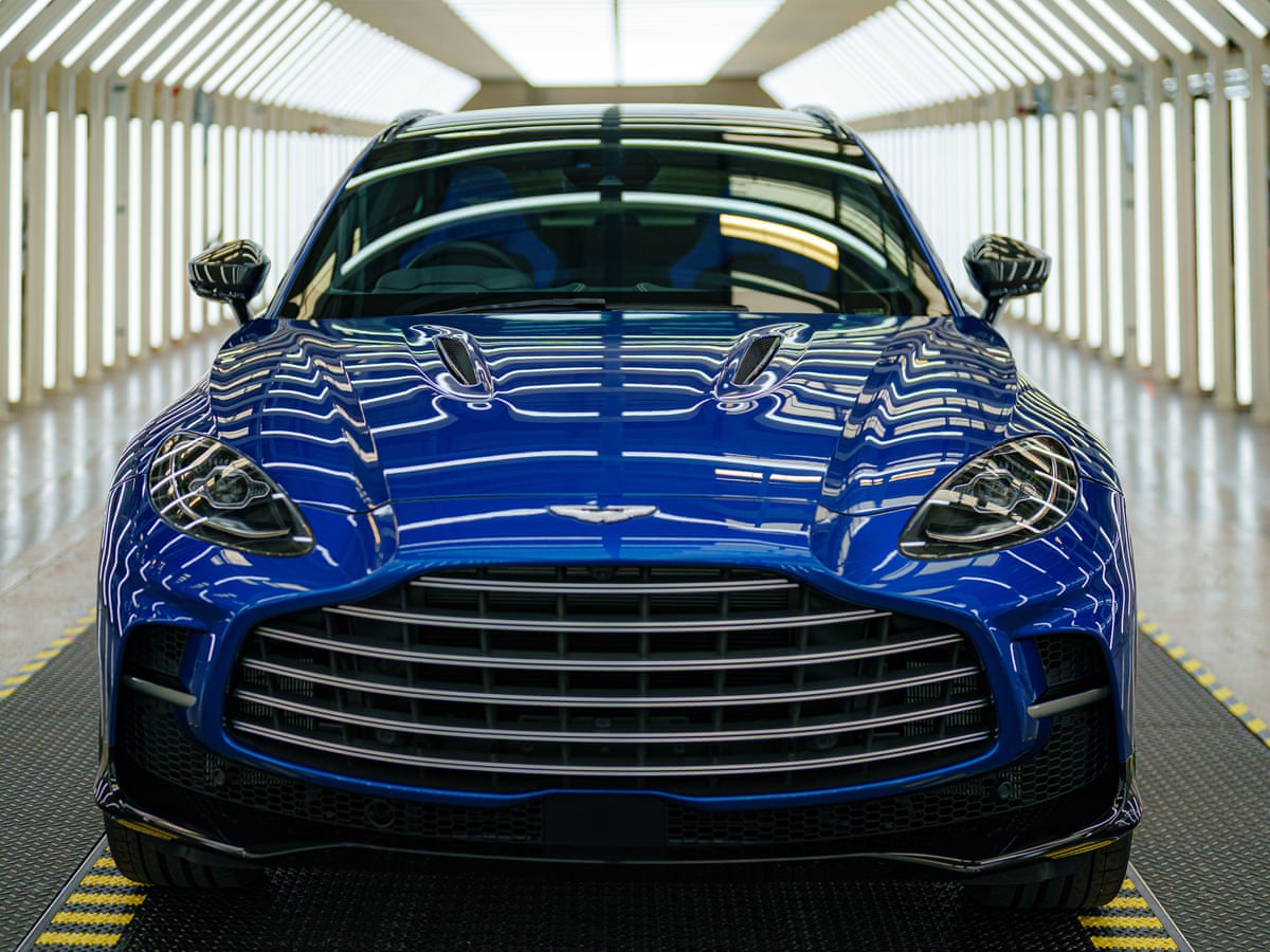 Aston Martin's pre-tax losses crash to £285.4m for the first half of 2022 |  Automotive industry | The Guardian