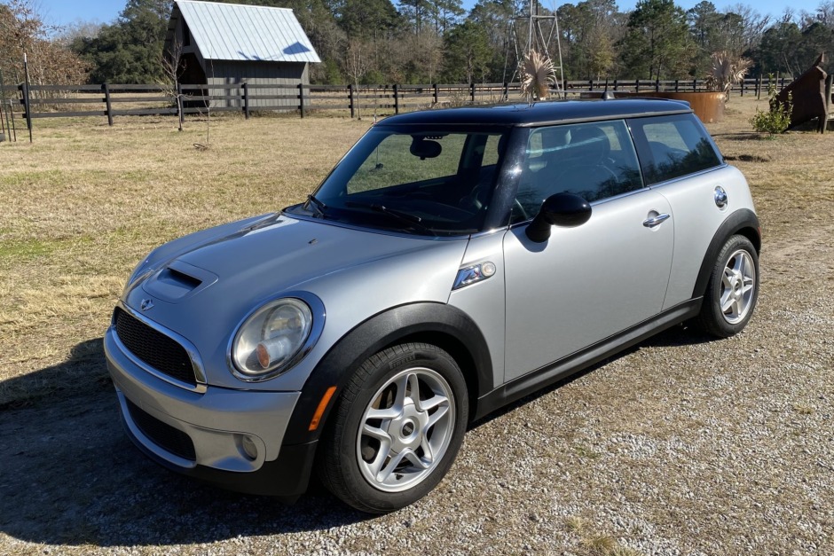No Reserve: Original-Owner 2007 Mini Cooper S 6-Speed for sale on BaT  Auctions - sold for $8,500 on March 25, 2022 (Lot #68,868) | Bring a Trailer