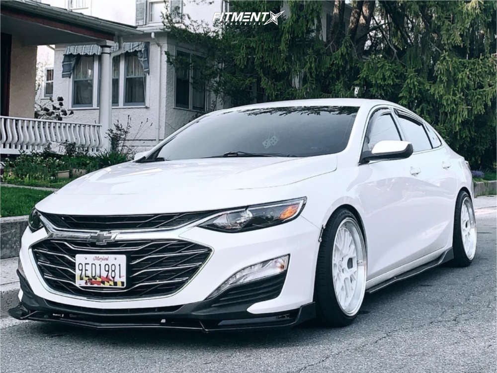 2019 Chevrolet Malibu LT with 19x9.5 ESR Cs11 and Firestone 235x35 on  Coilovers | 1632742 | Fitment Industries