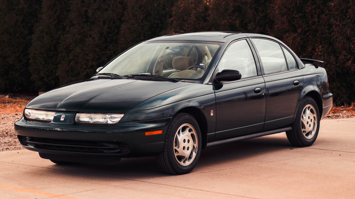 This 3,800-Mile Saturn SL2 Engineering Development Car Has A Nerdy History  And I'm Obsessed