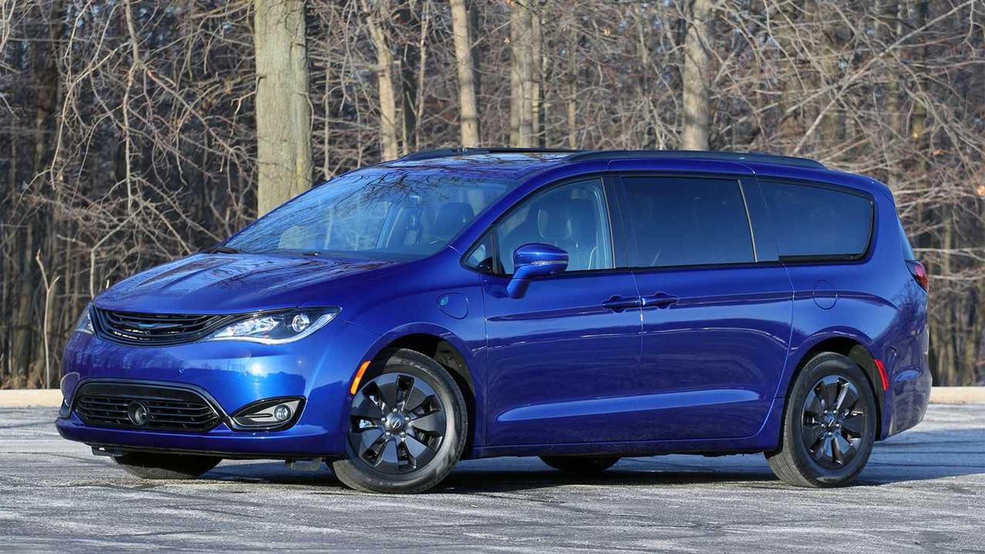 Chrysler Pacifica Hybrid News and Reviews | InsideEVs