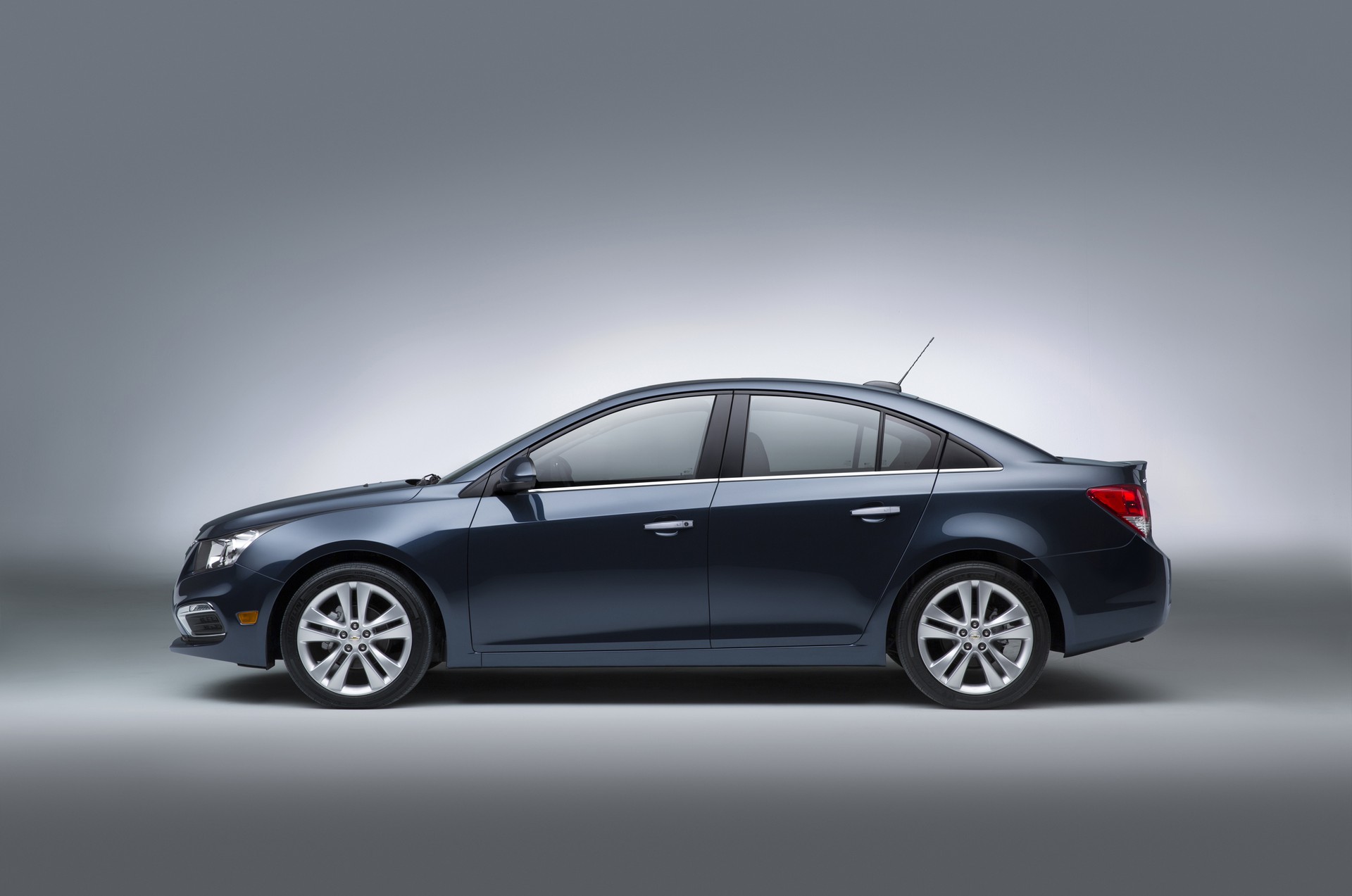 2015 Chevrolet Cruze (Chevy) Review, Ratings, Specs, Prices, and Photos -  The Car Connection