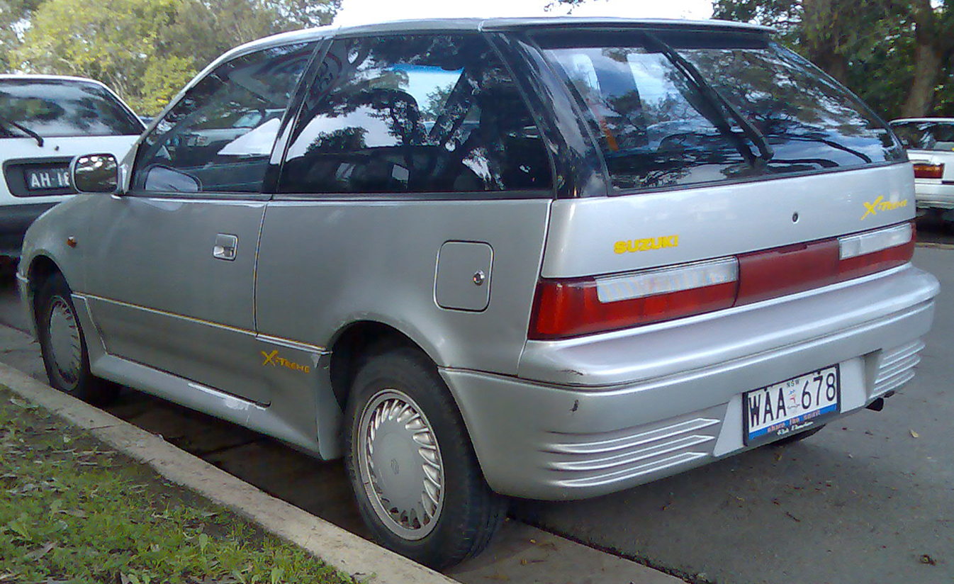 File:1998-1999 Suzuki Swift X-Treme Cino 3-door hatchback 01.jpg -  Wikimedia Commons