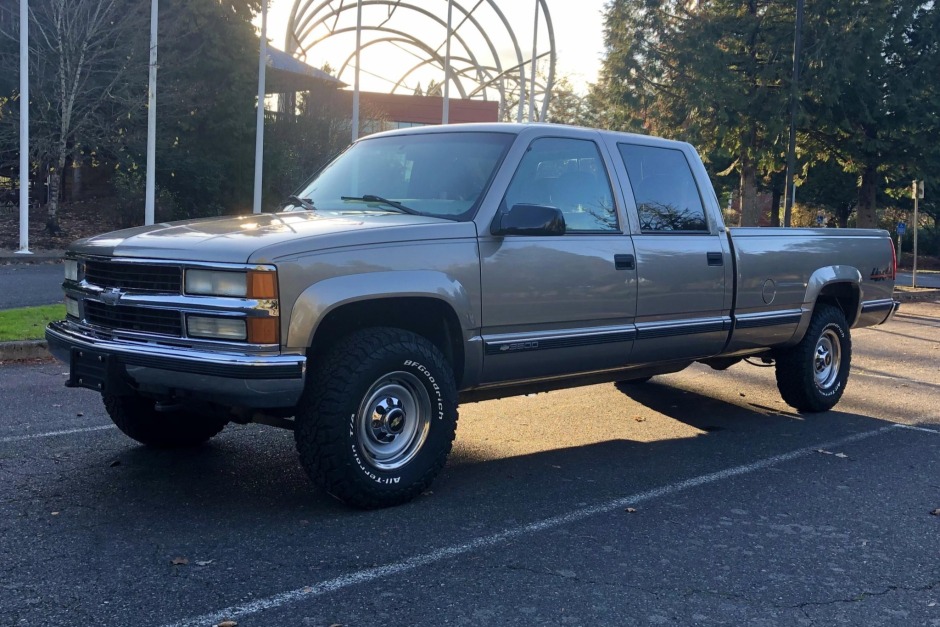 2000 Chevrolet Silverado K3500 7.4L Crew Cab 4x4 for sale on BaT Auctions -  sold for $22,500 on December 27, 2021 (Lot #62,307) | Bring a Trailer