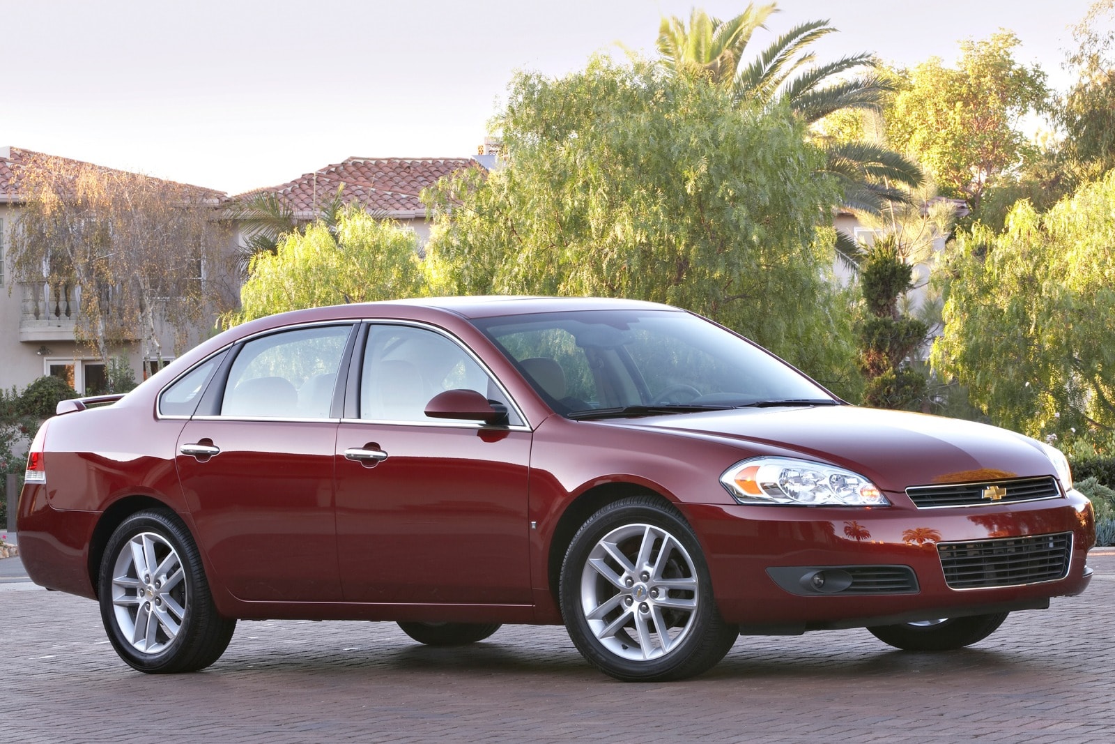 2010 Chevy Impala Review & Ratings | Edmunds