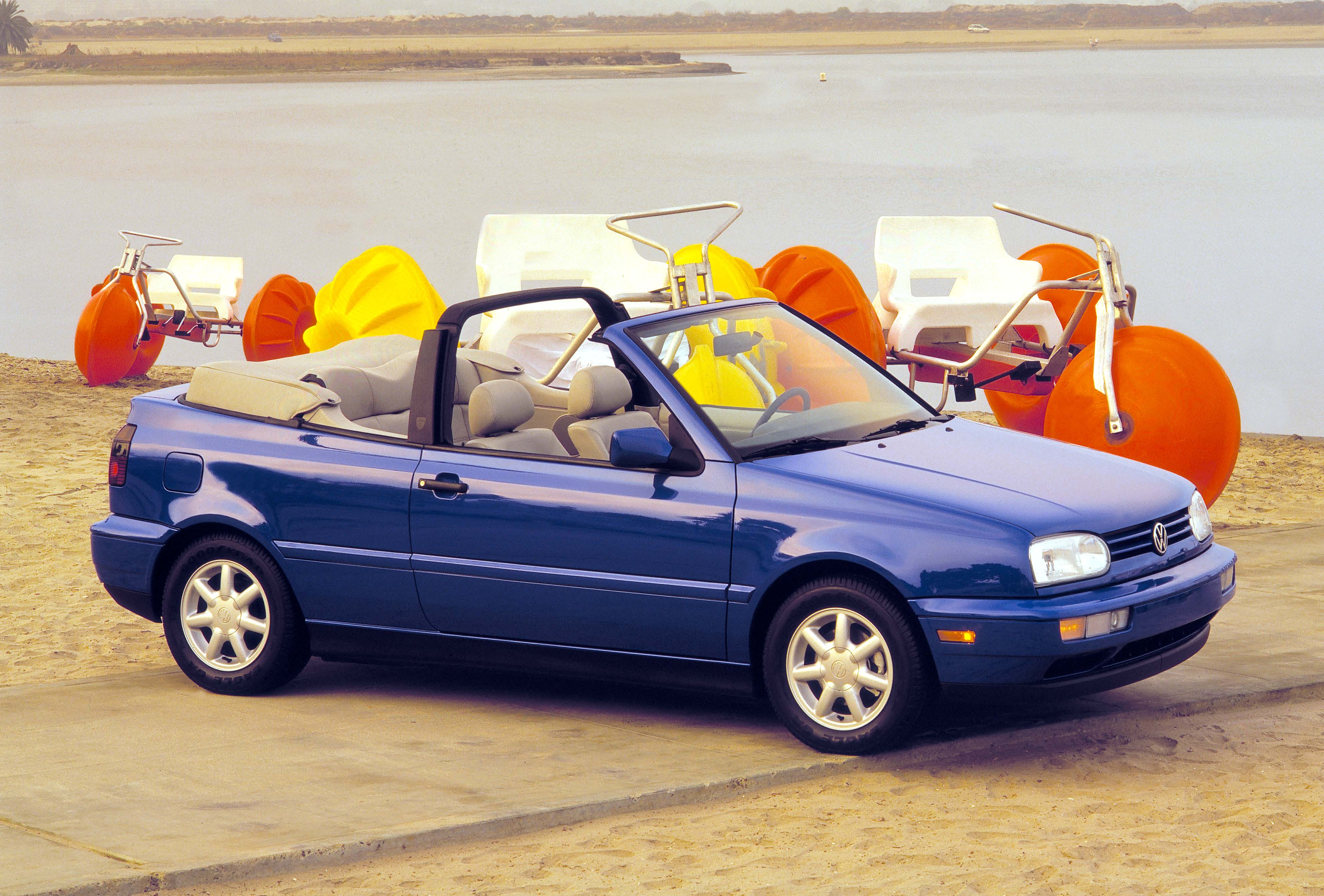 Volkswagen Cabriolet - the 80s definition of driving fun in the sun |  Hoffmann Speedster