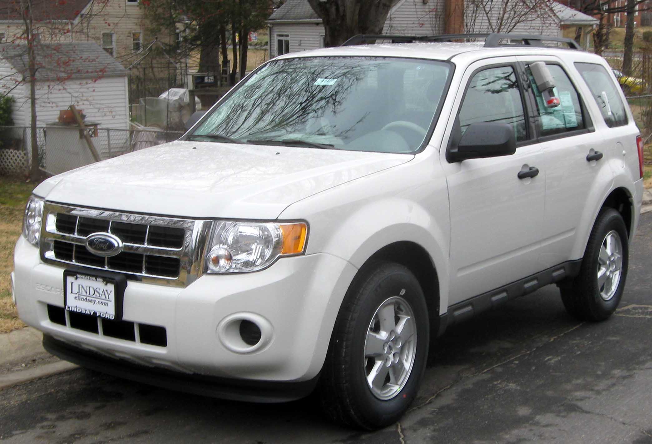 File:2009 Ford Escape XLS.jpg - Wikimedia Commons