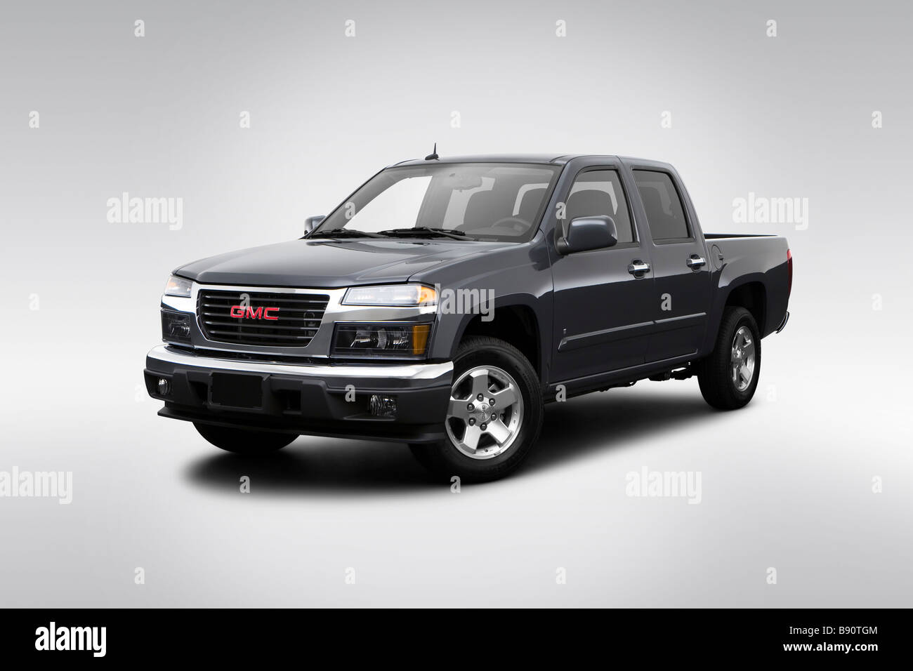 2009 GMC Canyon SLE in Gray - Front angle view Stock Photo - Alamy