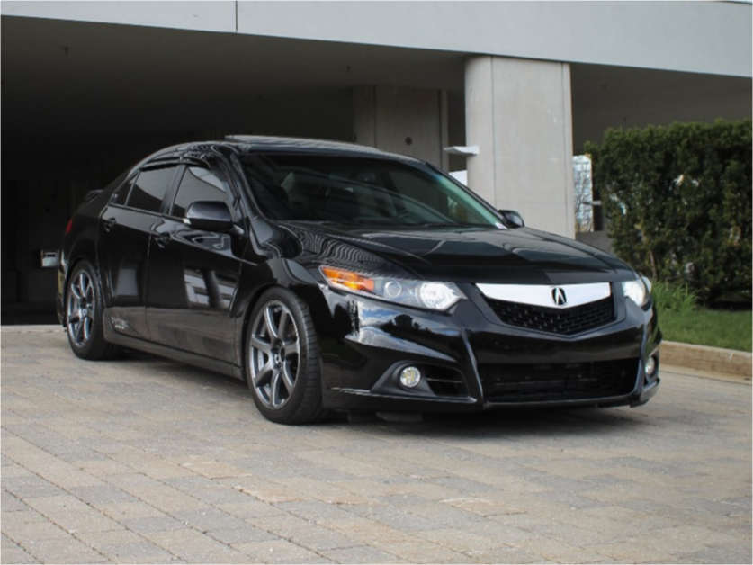 2013 Acura TSX with 18x8.5 32 Work Emotion Xt7 and 245/40R18 Michelin Pilot  Sport 4 S and Coilovers | Custom Offsets
